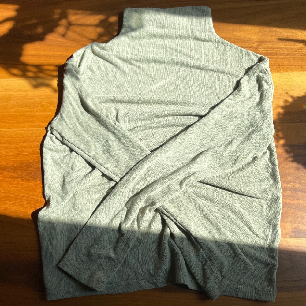 Wilfred Free Green Sweater with Mockneck